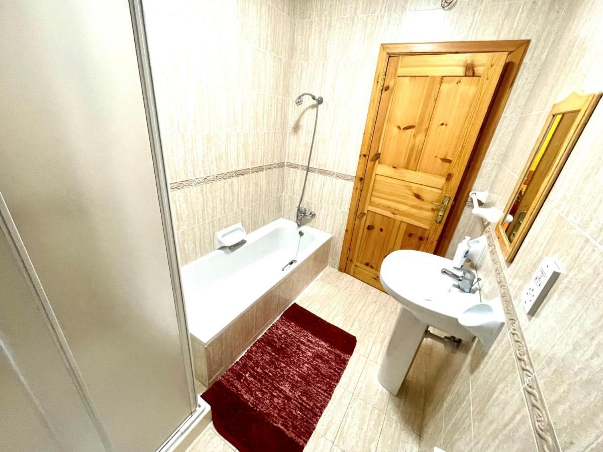 Regent Court - 3 Bedroom Apartment Within Walking Distance From Seafront St. Paul's Bay Buitenkant foto