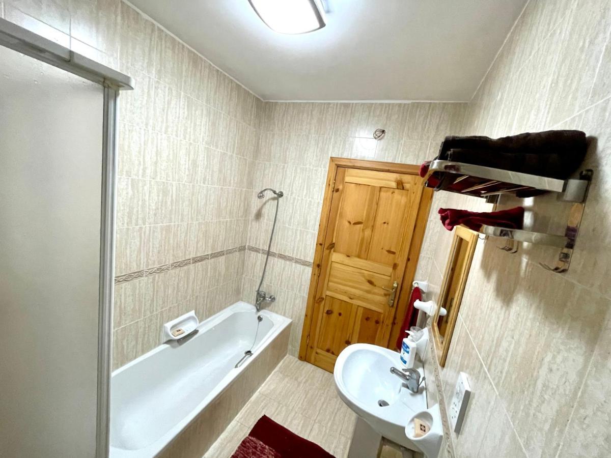 Regent Court - 3 Bedroom Apartment Within Walking Distance From Seafront St. Paul's Bay Buitenkant foto