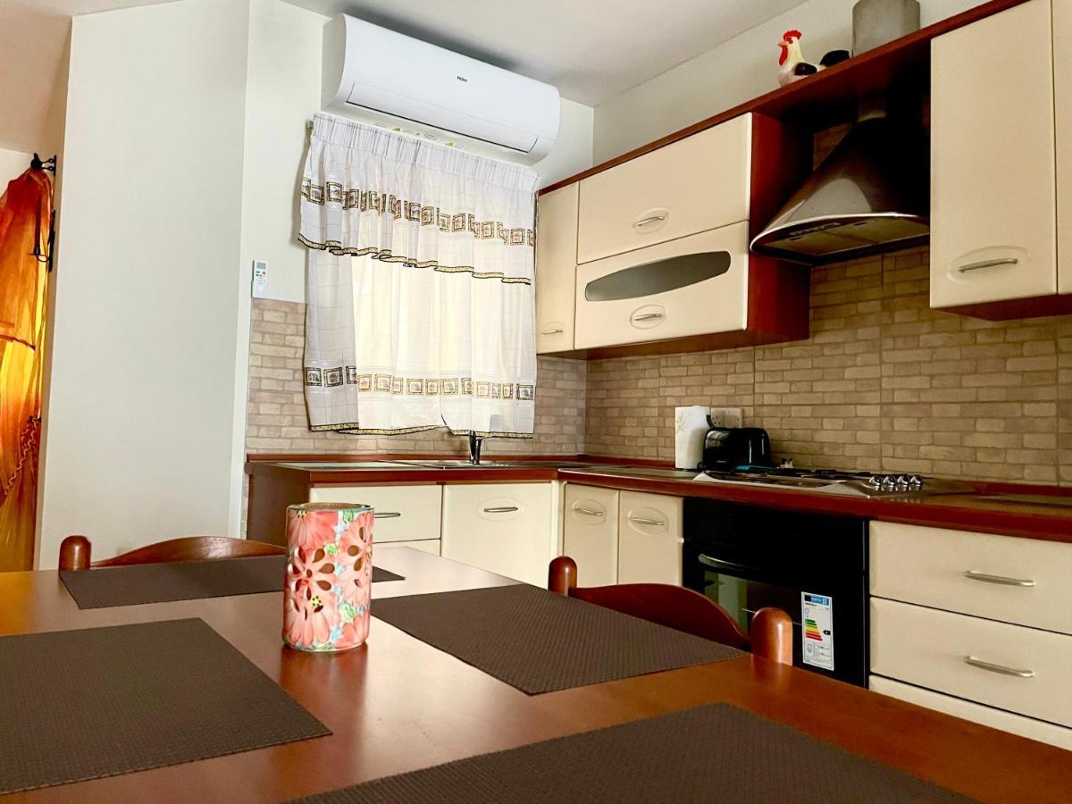 Regent Court - 3 Bedroom Apartment Within Walking Distance From Seafront St. Paul's Bay Buitenkant foto