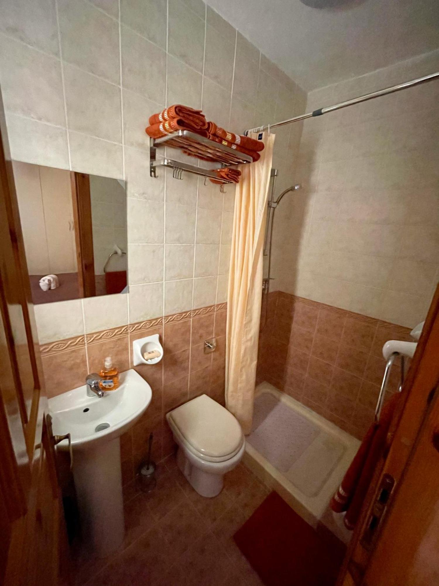 Regent Court - 3 Bedroom Apartment Within Walking Distance From Seafront St. Paul's Bay Buitenkant foto